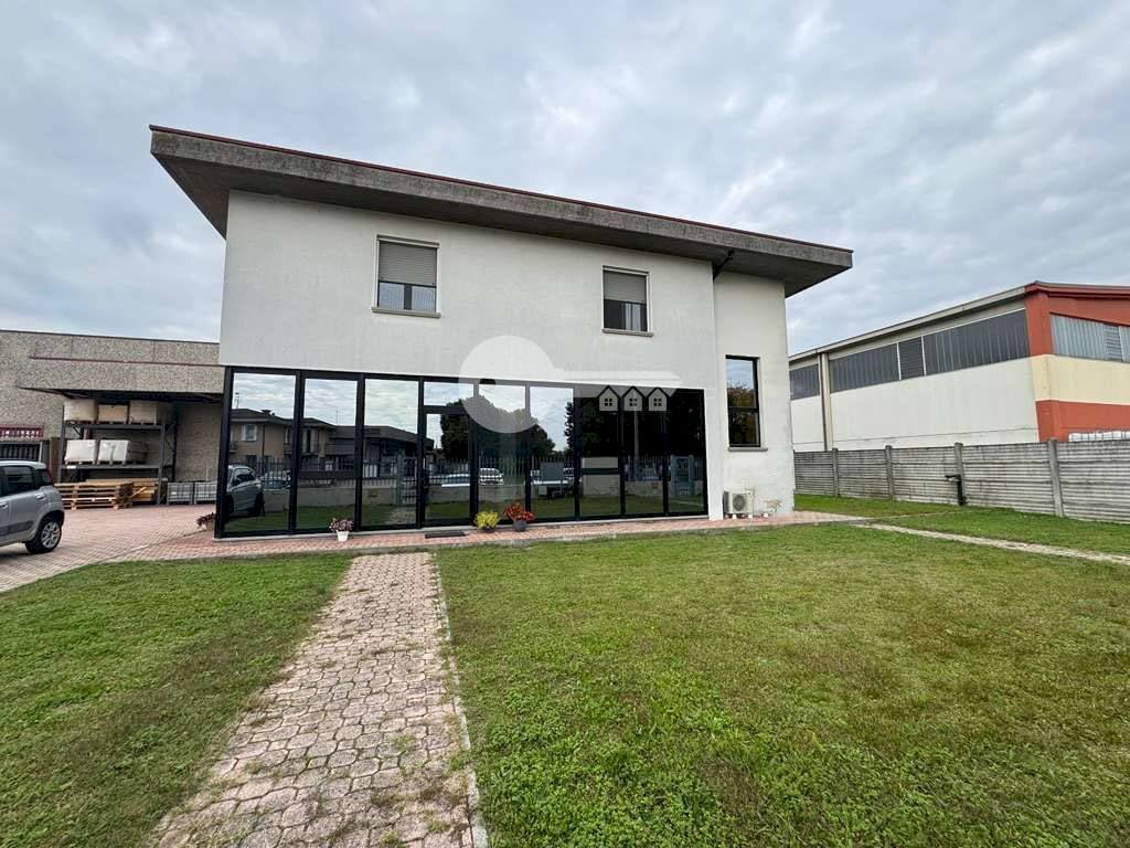 Foto 1 - Shed via marco polo
 
snc, Leno - photo 1