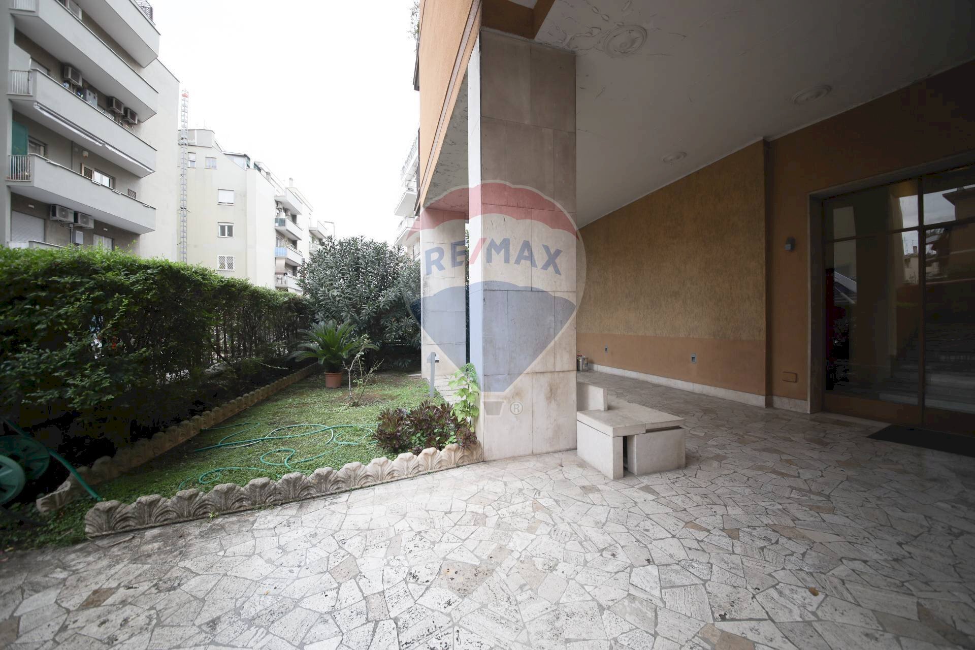 Terrazza - Four-room apartment via carlo lorenzini
 
64, Roma - photo 2