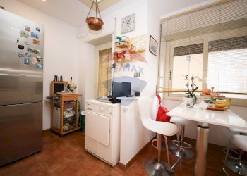 Cucina - Four-room apartment via carlo lorenzini
 
64, Roma - photo 9