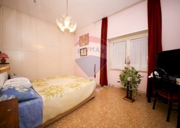 Camera / camera da letto - Four-room apartment via carlo lorenzini
 
64, Roma - photo 19