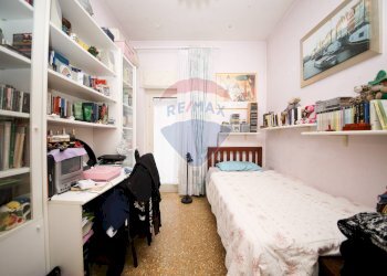 Camera / camera da letto - Four-room apartment via carlo lorenzini
 
64, Roma - photo 20