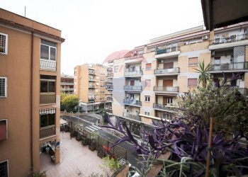 Edificio all\'aperto - Four-room apartment via carlo lorenzini
 
64, Roma - photo 29