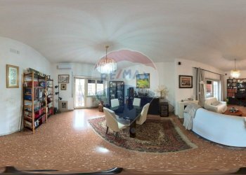 Soggiorno - Four-room apartment via carlo lorenzini
 
64, Roma - photo 34