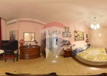 Camera / camera da letto - Four-room apartment via carlo lorenzini
 
64, Roma - photo 49