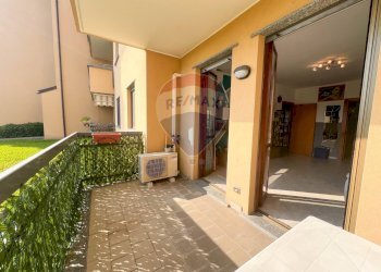 Balcone - Three-room apartment VIA VIMERCATE
 
10, Ornago - photo 9