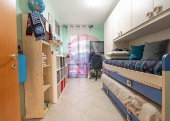 Camera / camera da letto - Three-room apartment VIA VIMERCATE
 
10, Ornago - photo 22