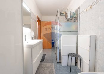 Bagno - Three-room apartment VIA VIMERCATE
 
10, Ornago - photo 27