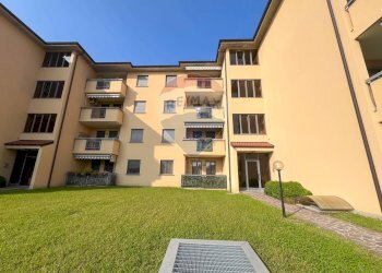 Edificio all\'aperto - Three-room apartment VIA VIMERCATE
 
10, Ornago - photo 28