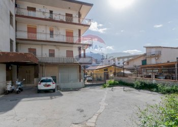 Edificio all\'aperto - Apartment Via Aquino
 
132, Monreale - photo 2