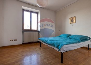 Piano 1 - Camera Matrimoniale - Casa indipendente Via G. Crosti
 
4, Cairate - foto 25