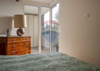 Camera Matrimoniale - Appartamento Via Guido Gozzano
 
34, Busto Arsizio - foto 15