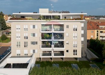 Condominio - Appartamento Via Guido Gozzano
 
34, Busto Arsizio - foto 27