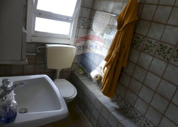 Bagno - Casa indipendente via Sacerdote Cabibbo
 
63, Ragusa - foto 22