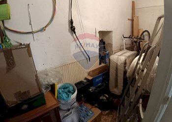 Dispensa di stoccaggio - Casa indipendente via Sacerdote Cabibbo
 
63, Ragusa - foto 30