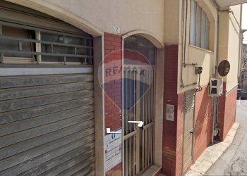 Edificio all\'aperto - Locale Commerciale Via Gesù
 
2, Modica - foto 2