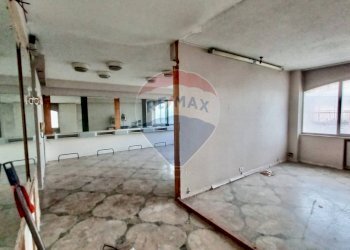 Stanza vuota - Locale Commerciale Via Gesù
 
2, Modica - foto 7