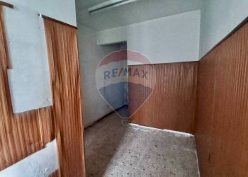 Hall / corridoio - Locale Commerciale Via Gesù
 
2, Modica - foto 10