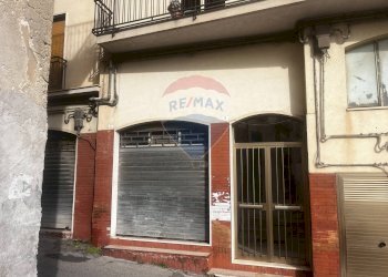 Edificio all\'aperto - Locale Commerciale Via Gesù
 
2, Modica - foto 15