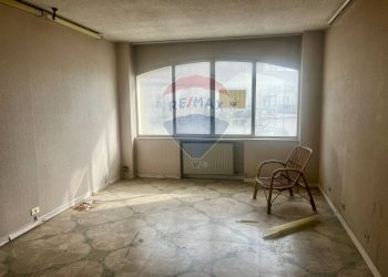 Stanza vuota - Locale Commerciale Via Gesù
 
2, Modica - foto 19