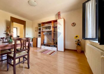 Foto 3 - Locale Commerciale PIAZZA CINQUE MARTIRI
 
15, Pasian di Prato - foto 3