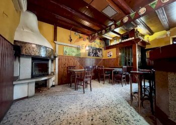 Sala da pranzo - Locale Commerciale PIAZZA CINQUE MARTIRI
 
15, Pasian di Prato - foto 10