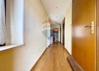 Hall / corridoio - Locale Commerciale PIAZZA CINQUE MARTIRI
 
15, Pasian di Prato - foto 12