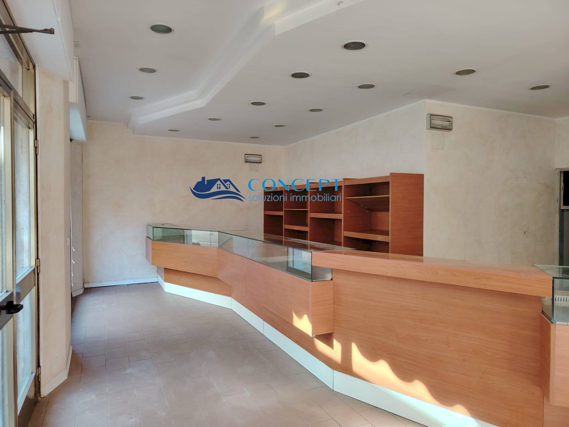 Foto 1 - Locale Commerciale Martinsicuro - foto 1