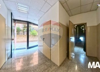 Ricezione / Lobby - Three-room apartment via Trento
 
37, Cologno Monzese - photo 10