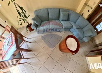 Soggiorno - Three-room apartment via Trento
 
37, Cologno Monzese - photo 15