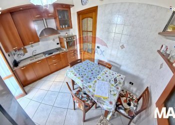 Cucina - Three-room apartment via Trento
 
37, Cologno Monzese - photo 23