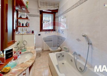 Bagno - Three-room apartment via Trento
 
37, Cologno Monzese - photo 35