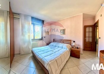 Camera / camera da letto - Three-room apartment via Trento
 
37, Cologno Monzese - photo 39
