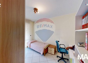 Camera / camera da letto - Three-room apartment via Trento
 
37, Cologno Monzese - photo 44