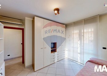 Camera / camera da letto - Three-room apartment via Trento
 
37, Cologno Monzese - photo 45