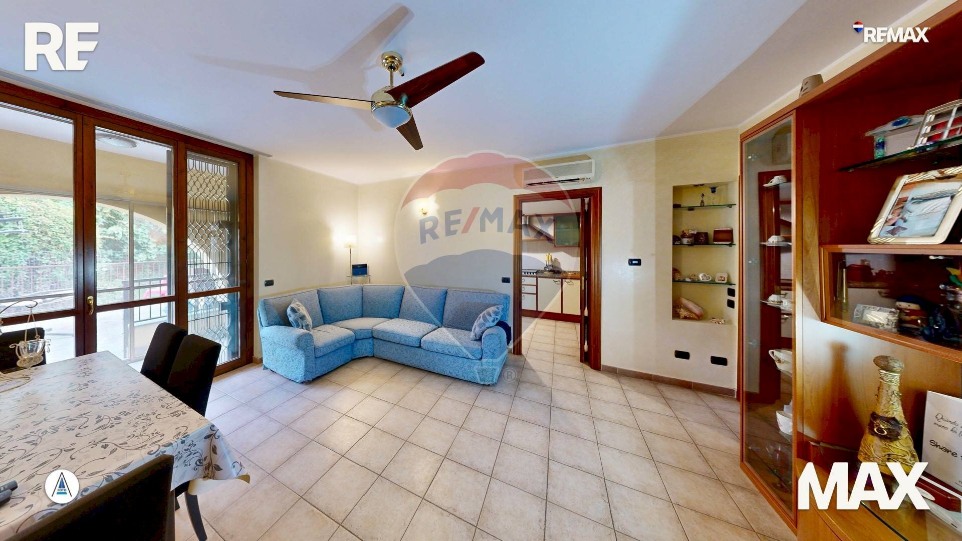 Sala da pranzo - Trilocale via Giuseppe Garibaldi
 
18, Casarile - foto 1