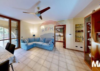 Sala da pranzo - Trilocale via Giuseppe Garibaldi
 
18, Casarile - foto 1