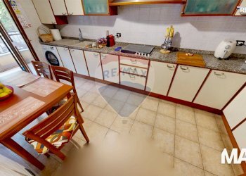 Cucina - Trilocale via Giuseppe Garibaldi
 
18, Casarile - foto 30