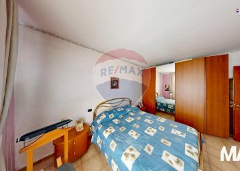 Camera / camera da letto - Trilocale via Giuseppe Garibaldi
 
18, Casarile - foto 41