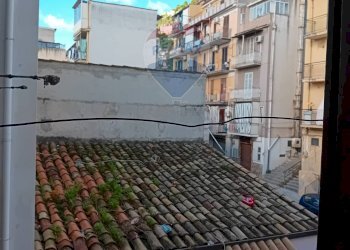 Edificio all\'aperto - Trilocale Chiasso baroni manfredi
 
3, Monreale - foto 8