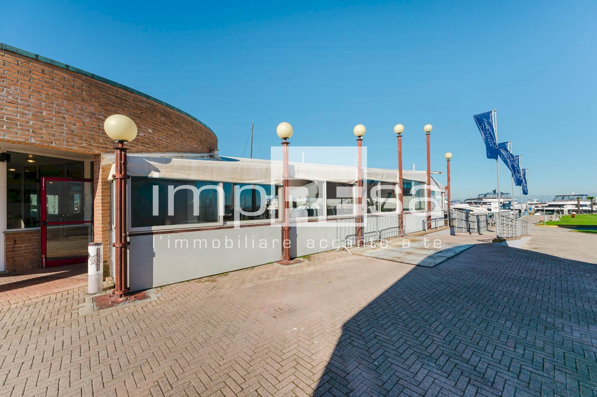 Foto 1 - Commercial Activity viale italia
 
2, Lignano Sabbiadoro - photo 1