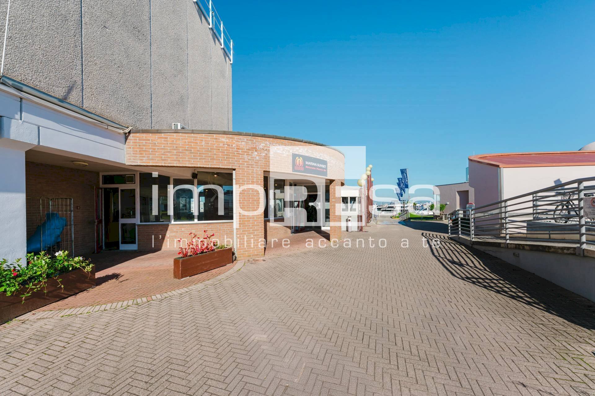 Foto 3 - Commercial Activity viale italia
 
2, Lignano Sabbiadoro - photo 3