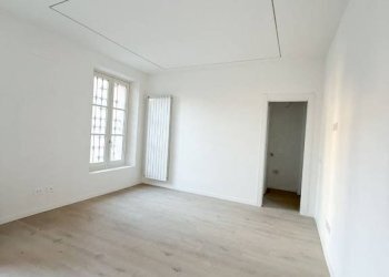 Camera da letto - Bilocale via Pusterla, Brescia - foto 17