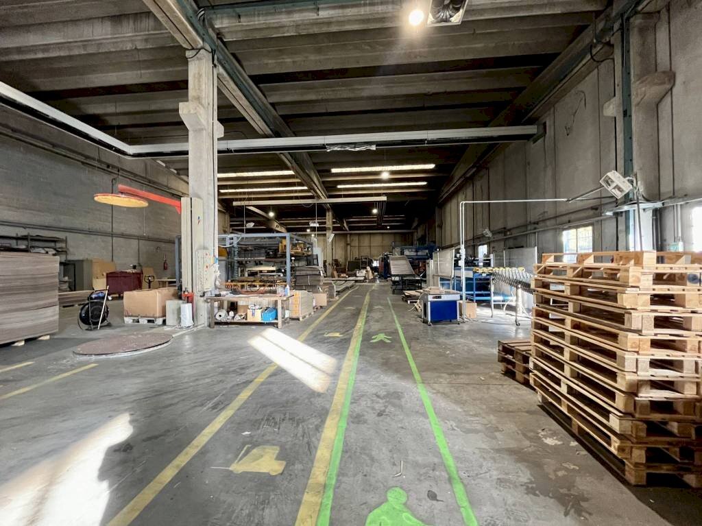 Interno non residenziale - Capannone via Sofocle, Agrate Brianza - foto 1