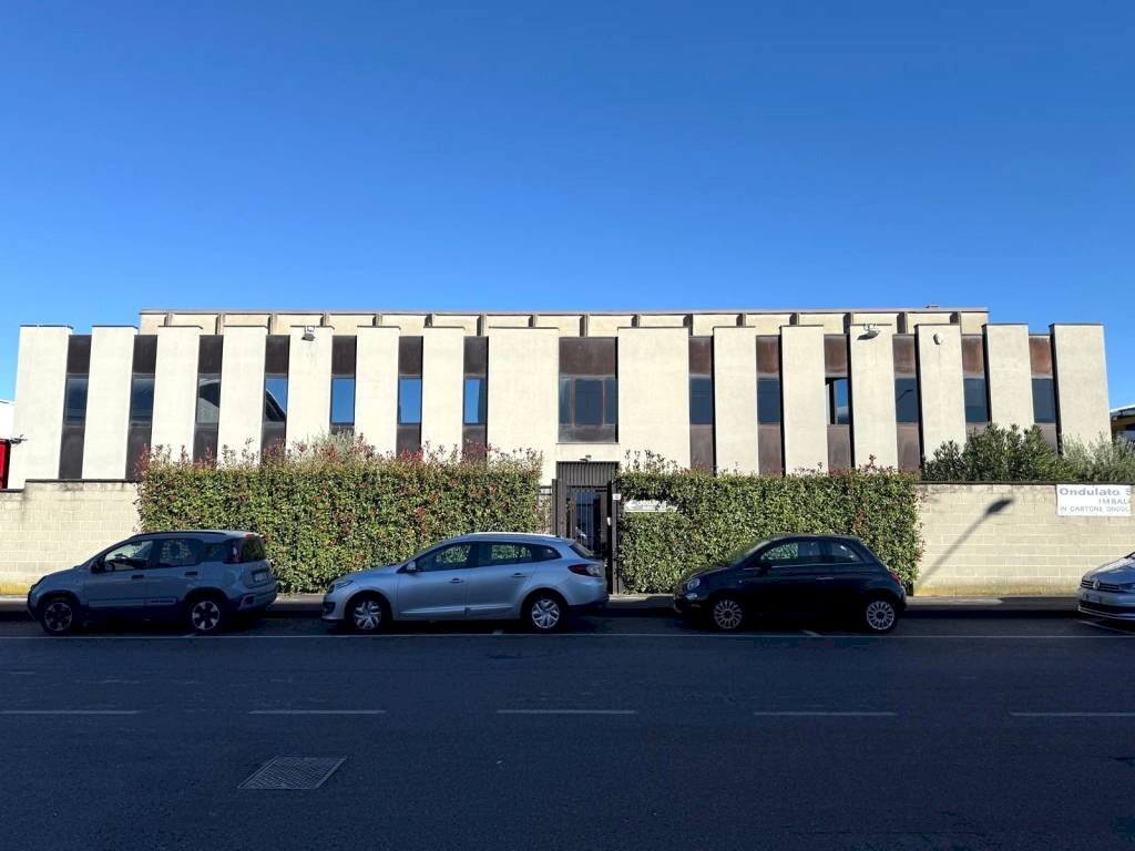 Facciata - Shed via Sofocle, Agrate Brianza - photo 1