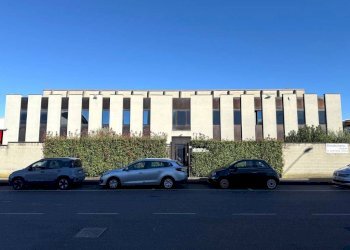 Facciata - Capannone via Sofocle, Agrate Brianza - foto 4