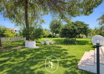 Foto 19 - Villa Via Vittorio de Sica
 
17, Salve - foto 19