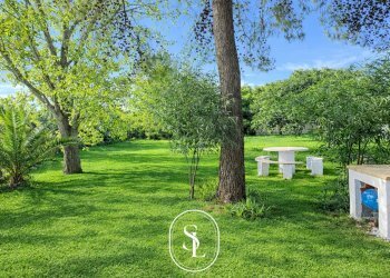 Foto 21 - Villa Via Vittorio de Sica
 
17, Salve - foto 21