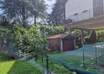 Giardino - Villa via Bordone Paris, 29, Induno Olona - foto 6