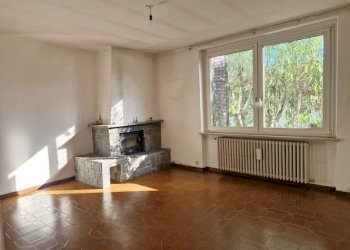 Salone - Villa via Bordone Paris, 29, Induno Olona - foto 11