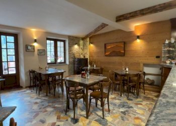 Interno non residenziale - Negozio Chiomonte - foto 9